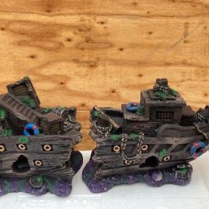 Shipwreck Aquarium Ornament 2 Pieces