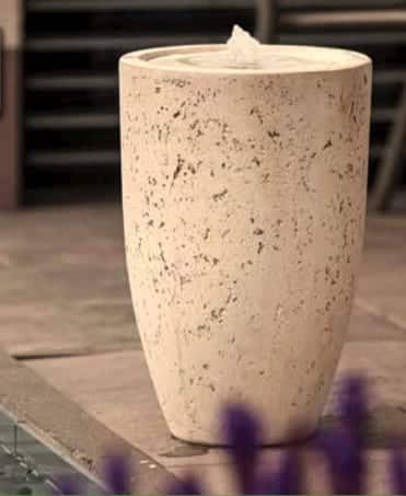 Vase Cracked White Water Feature